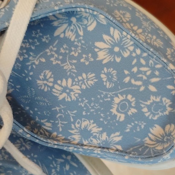 Falls Creek Women's Viv Floral Casual Shoe, Blue, Sz 11 - Picture 9 of 11